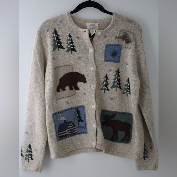 Sweaters - Beige Cardigan with Nature Motifs